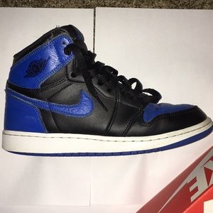 Air Jordan 1 Retro High OG ‘Royal’ 2017